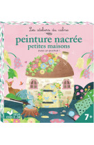 Peinture nacree et pochoir petites maisons - mini boite avec accessoires