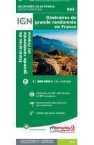 1m903 itineraires de grande randonnee en france