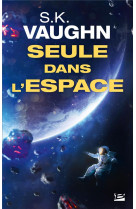 Seule dans l-espace